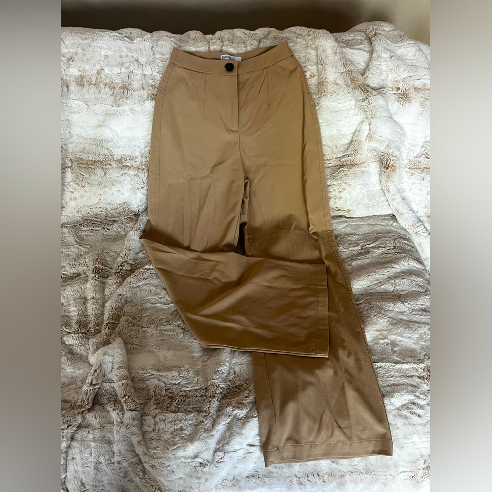 Berksha tan trousers size 4 runs small